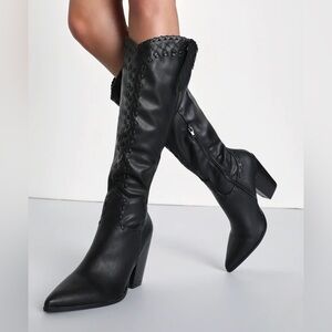 Black Pointed-Toe Knee-High Cowgirl Heel Boots 🌿